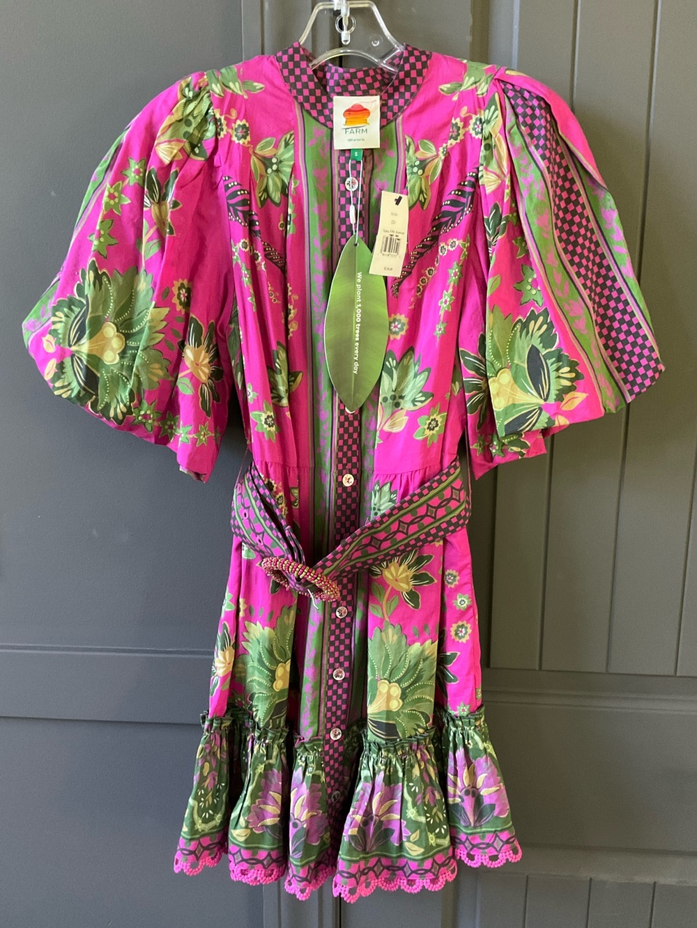 FARM Rio Ana Tapestry Floral Puff Sleeve Dress with Beaded Belt